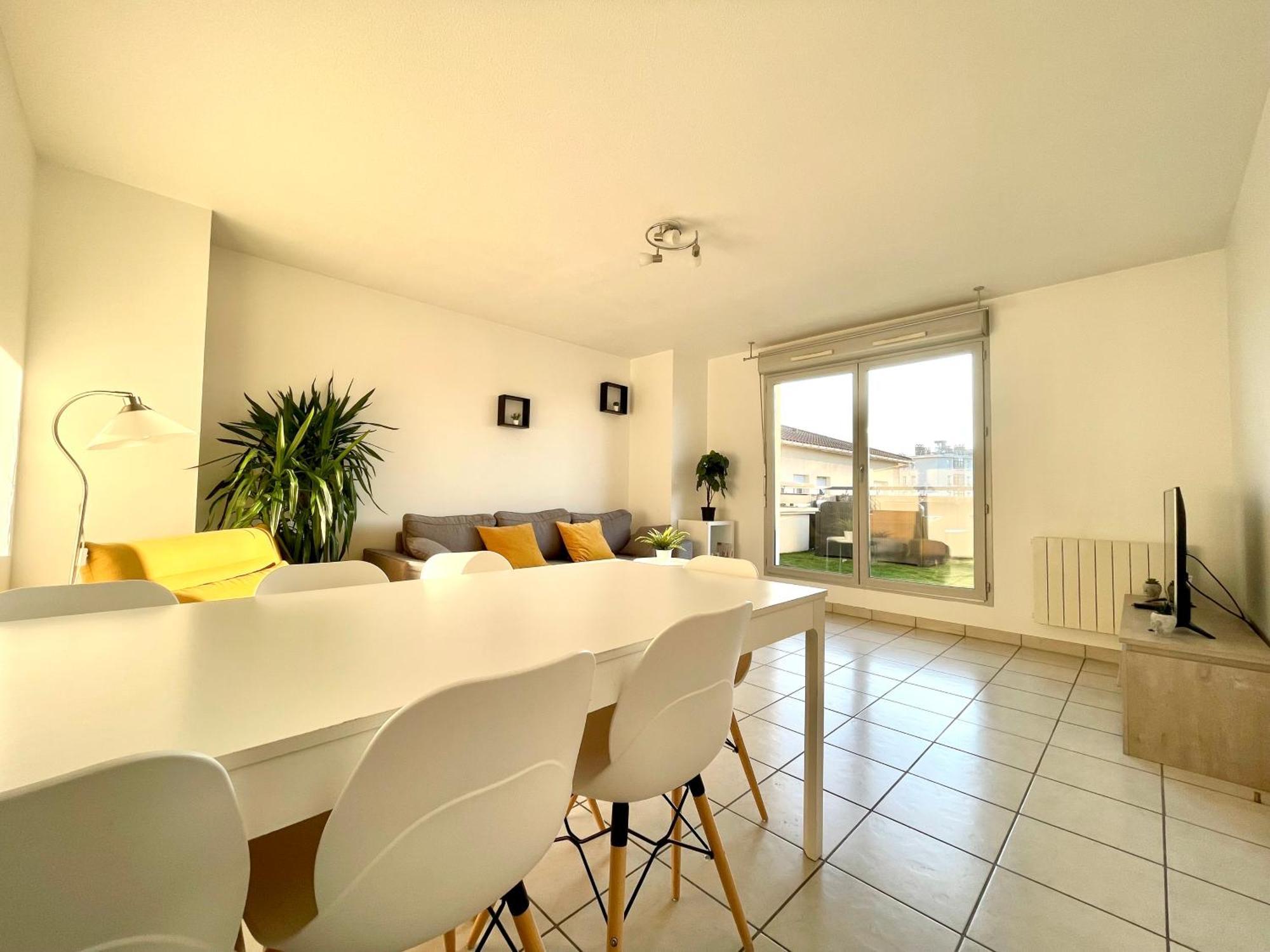 Bngo I Immense Rooftop Lyon I 2 Chambres, 4 Places Parkings, 2 Immenses Terrasses, 8 Personnes Exteriör bild